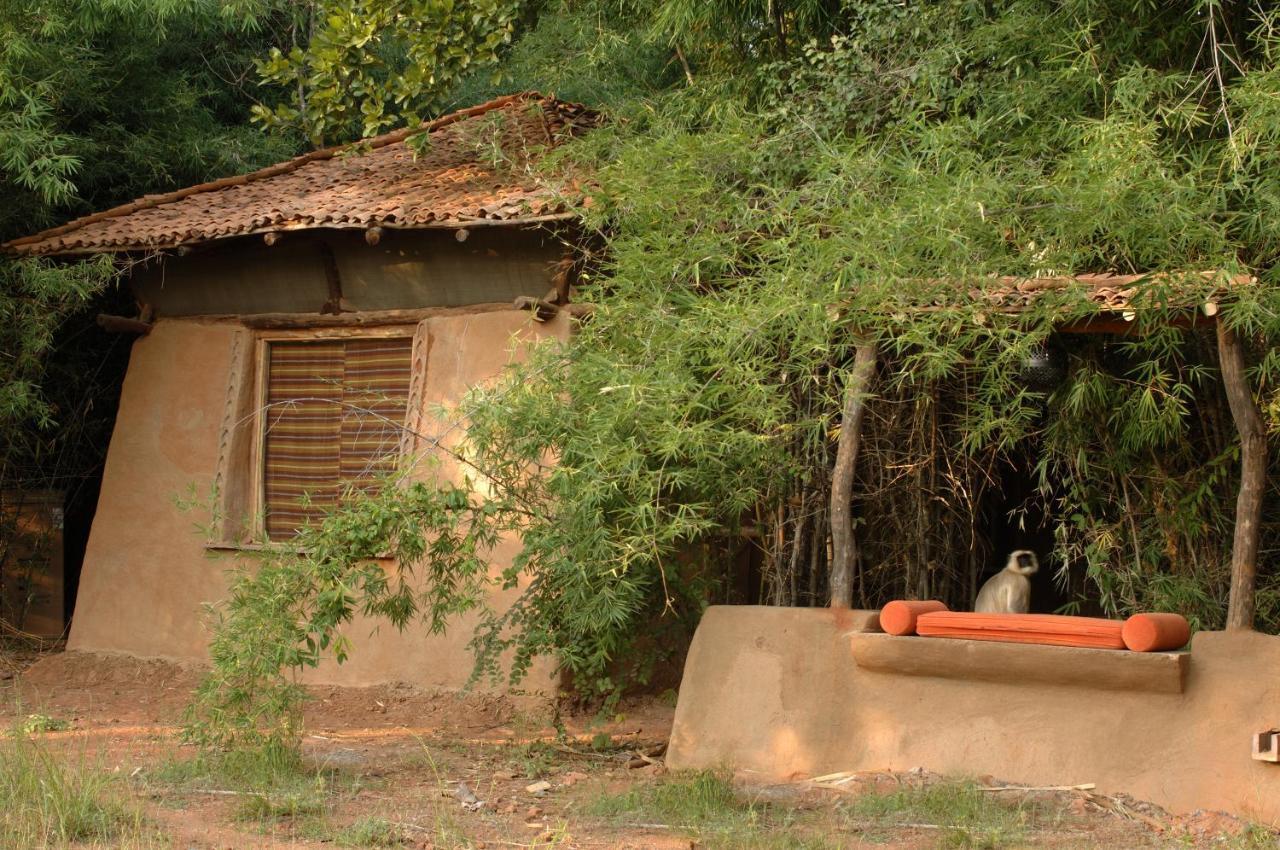 Mahua Kothi Bandhavgarh - A Taj Safari Villa Tāla Exteriör bild